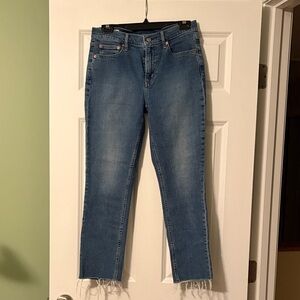 GAP Blue Cropped Jeans with Frayed Hem